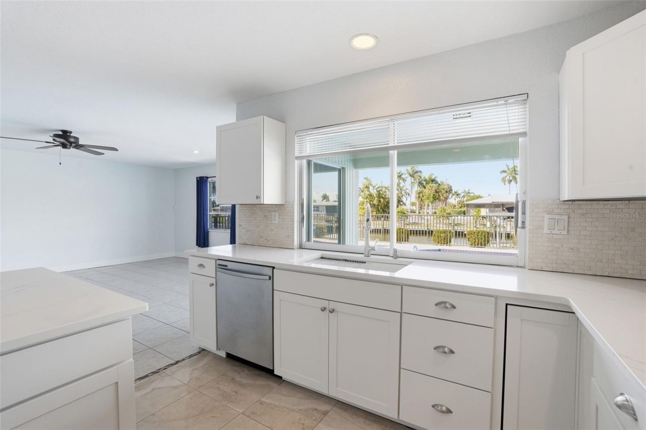405 Tower Drive, Cape Coral, FL 33904 Photo