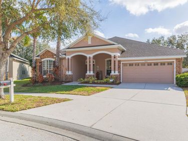 7051 DERWENT GLEN CIRCLE, LAND O LAKES, FL 34637