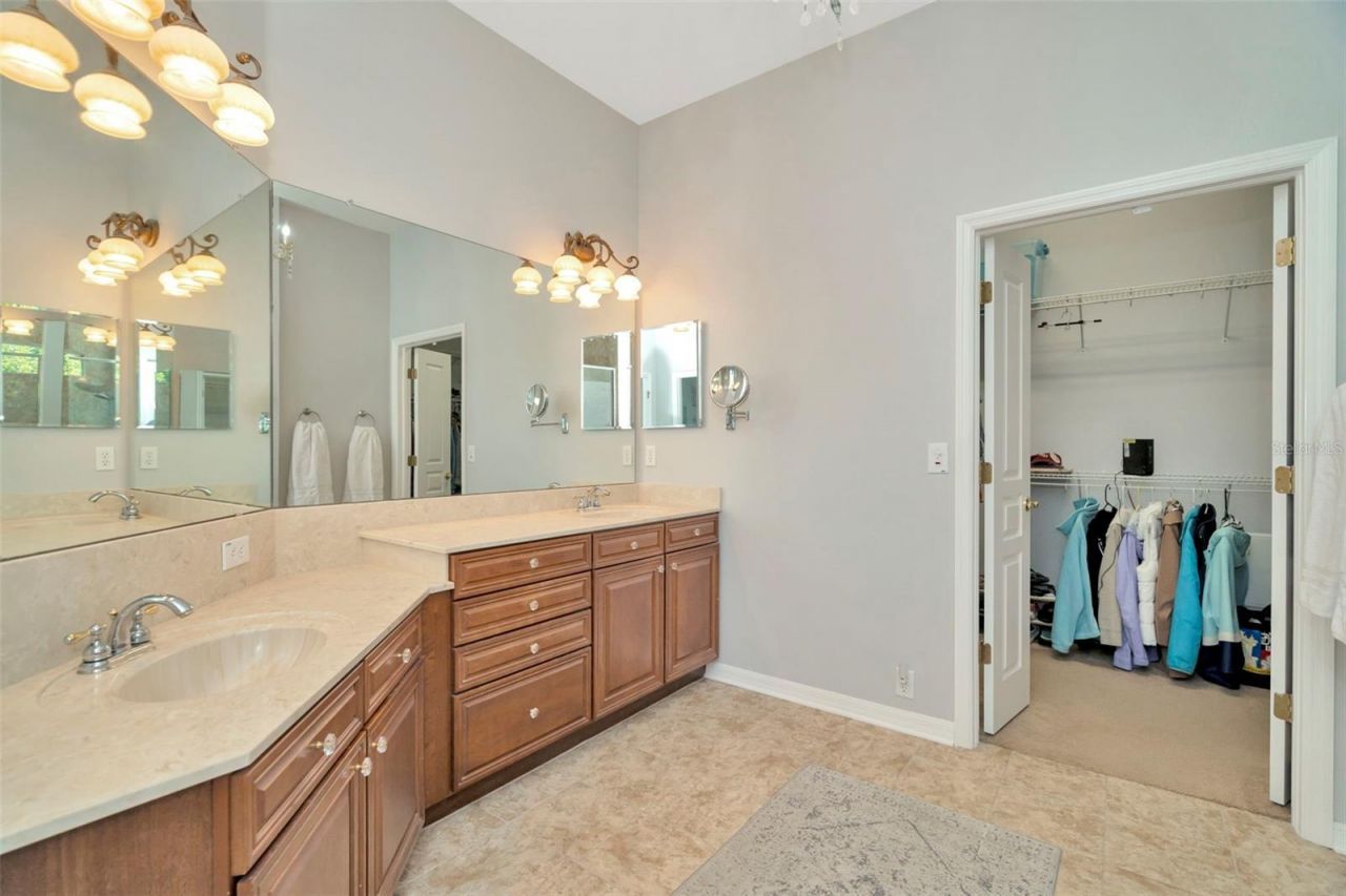 7051 Derwent Glen Circle, Land O Lakes, FL 34637 Photo