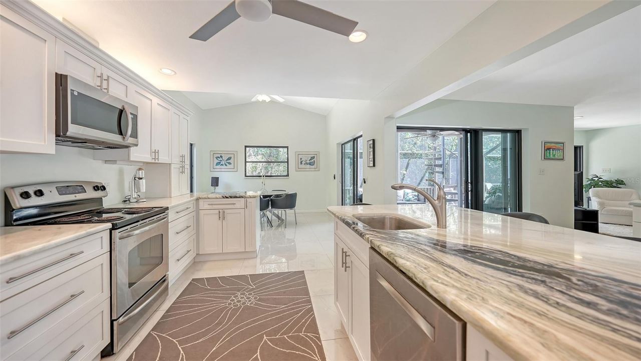 5324 Siesta Court, Sarasota, FL 34242 Photo