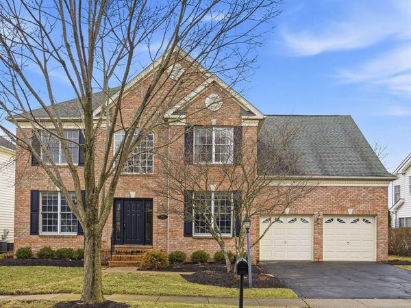 7069 Maynard Place, New Albany, OH 43054