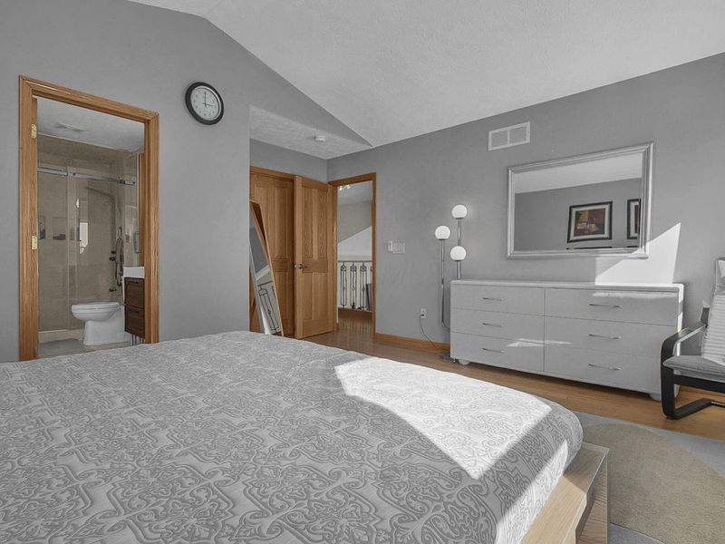 9246 Windy Creek Drive, Columbus, OH 43240 Photo 28