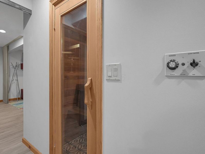 9246 Windy Creek Drive, Columbus, OH 43240 Photo 36