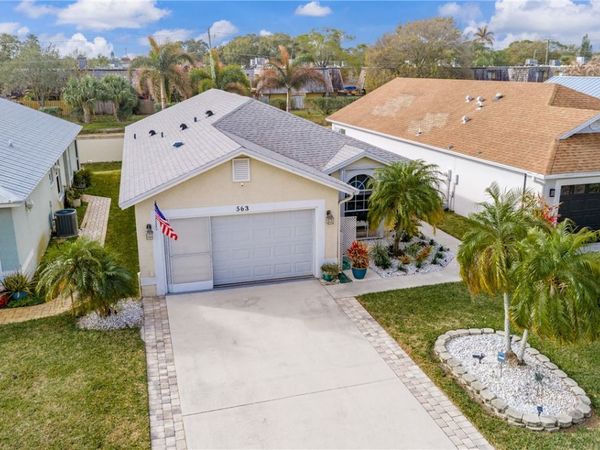 563 10th Place, Vero Beach, FL 32960