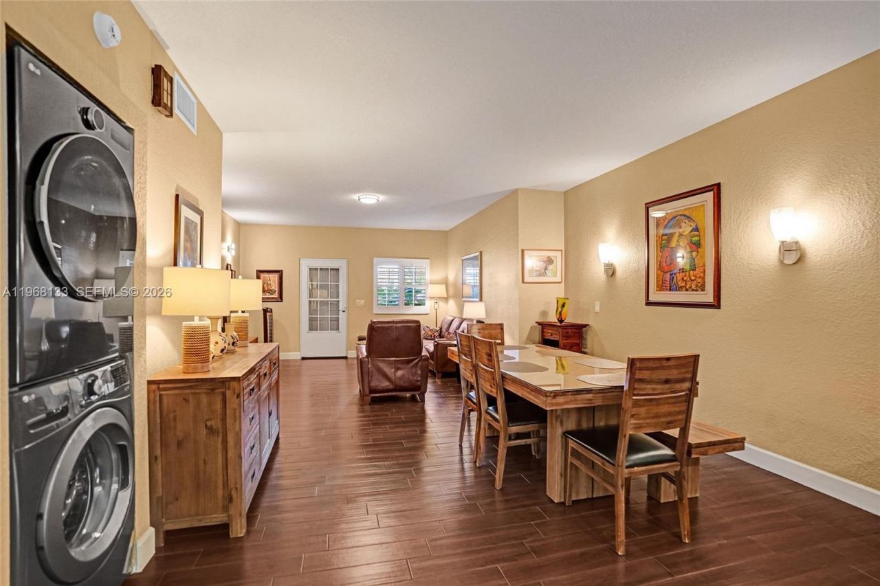 4812 Washington St, Unit 3, Hollywood, FL 33021 Photo