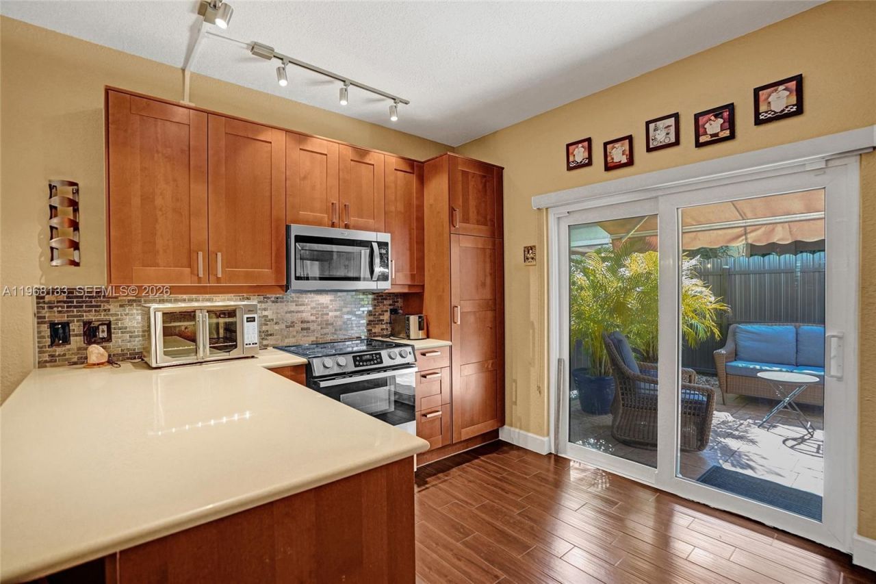 4812 Washington St, Unit 3, Hollywood, FL 33021 Photo