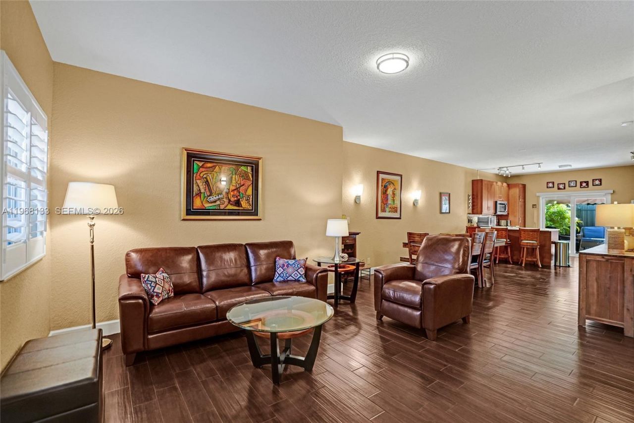 4812 Washington St, Unit 3, Hollywood, FL 33021 Photo