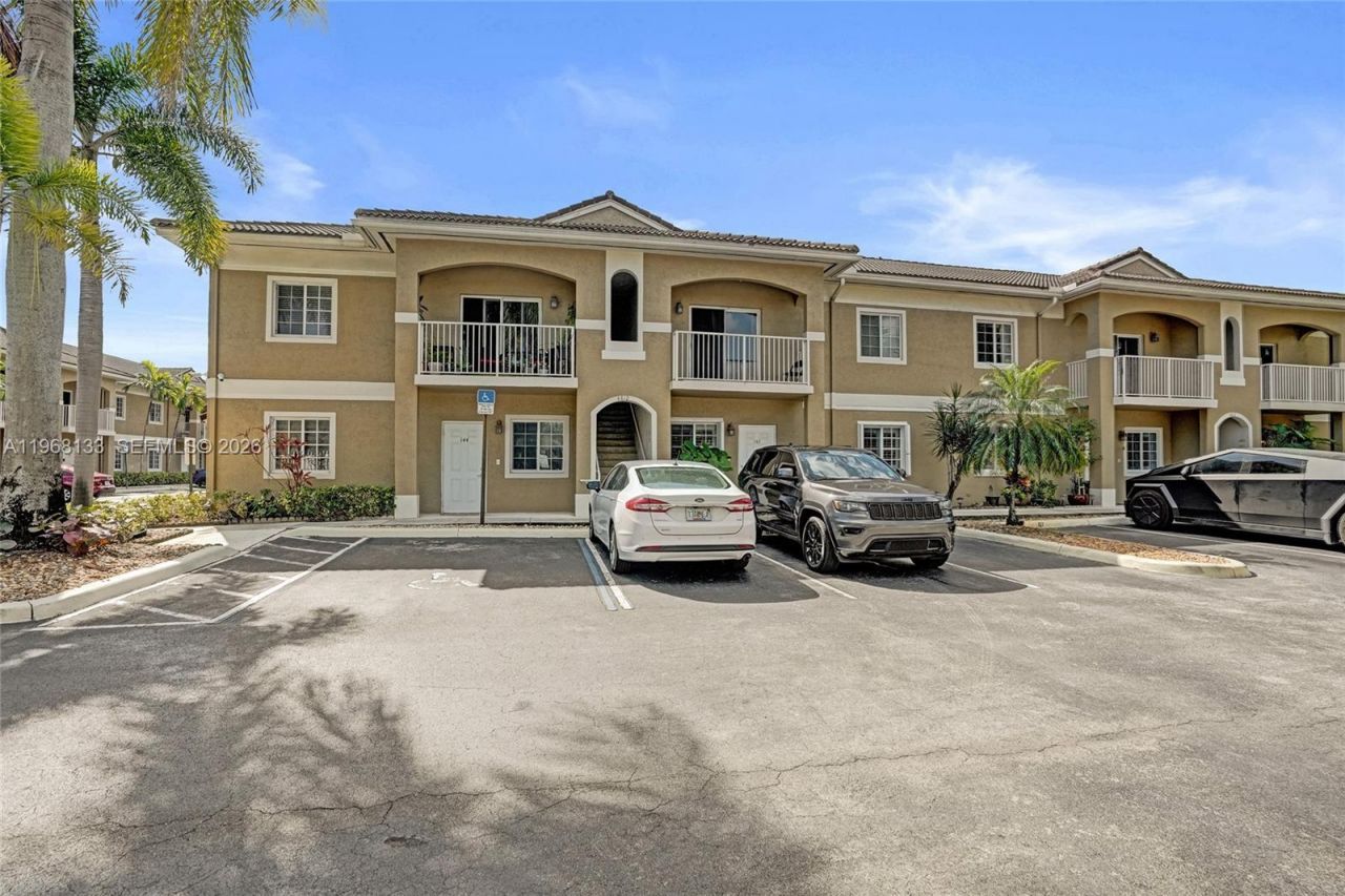 4812 Washington St, Unit 3, Hollywood, FL 33021 Photo