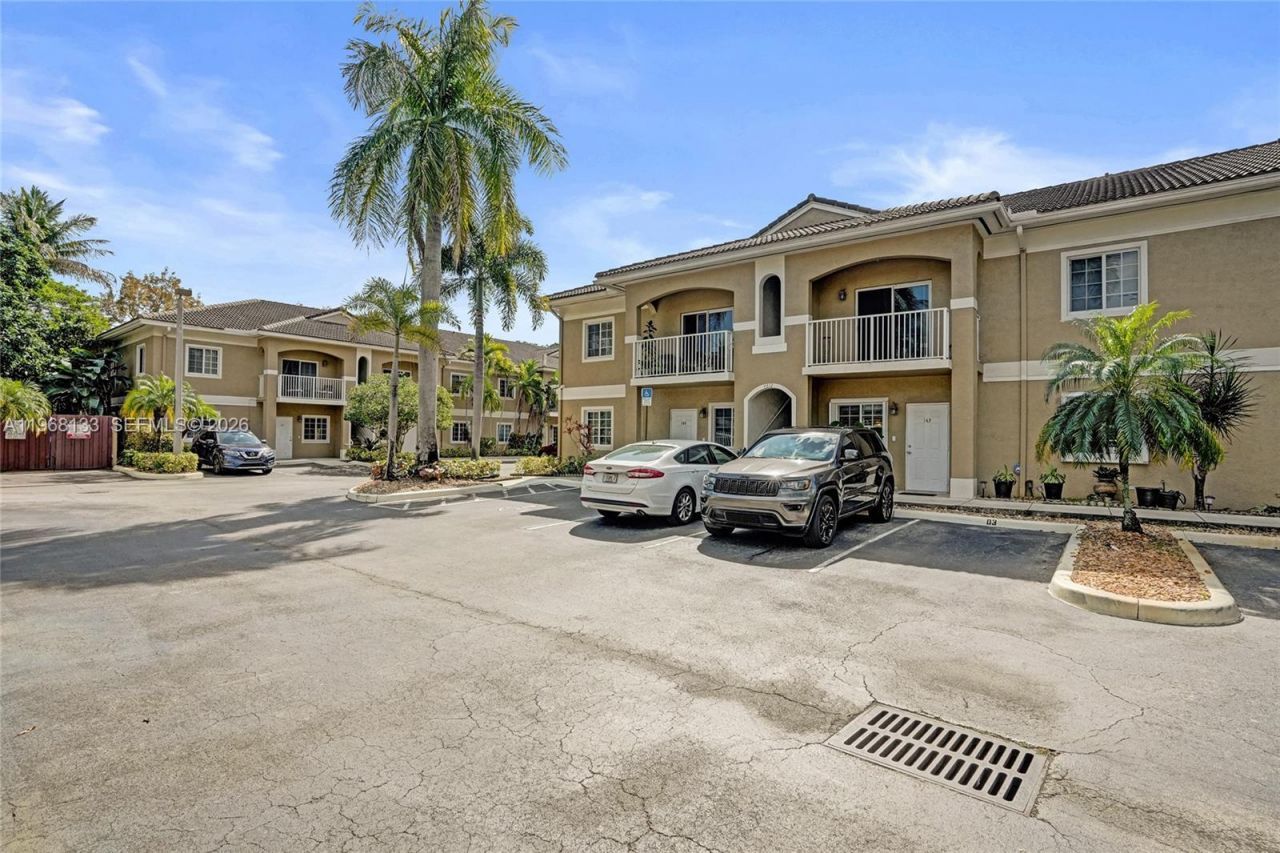 4812 Washington St, Unit 3, Hollywood, FL 33021 Photo