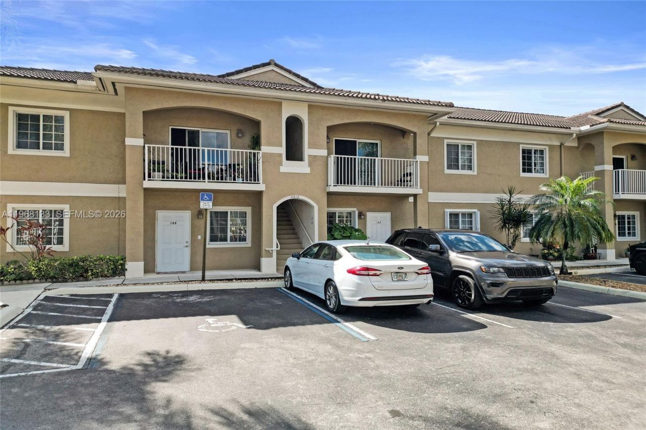 4812 Washington St, Unit 3, Hollywood, FL 33021 Photo