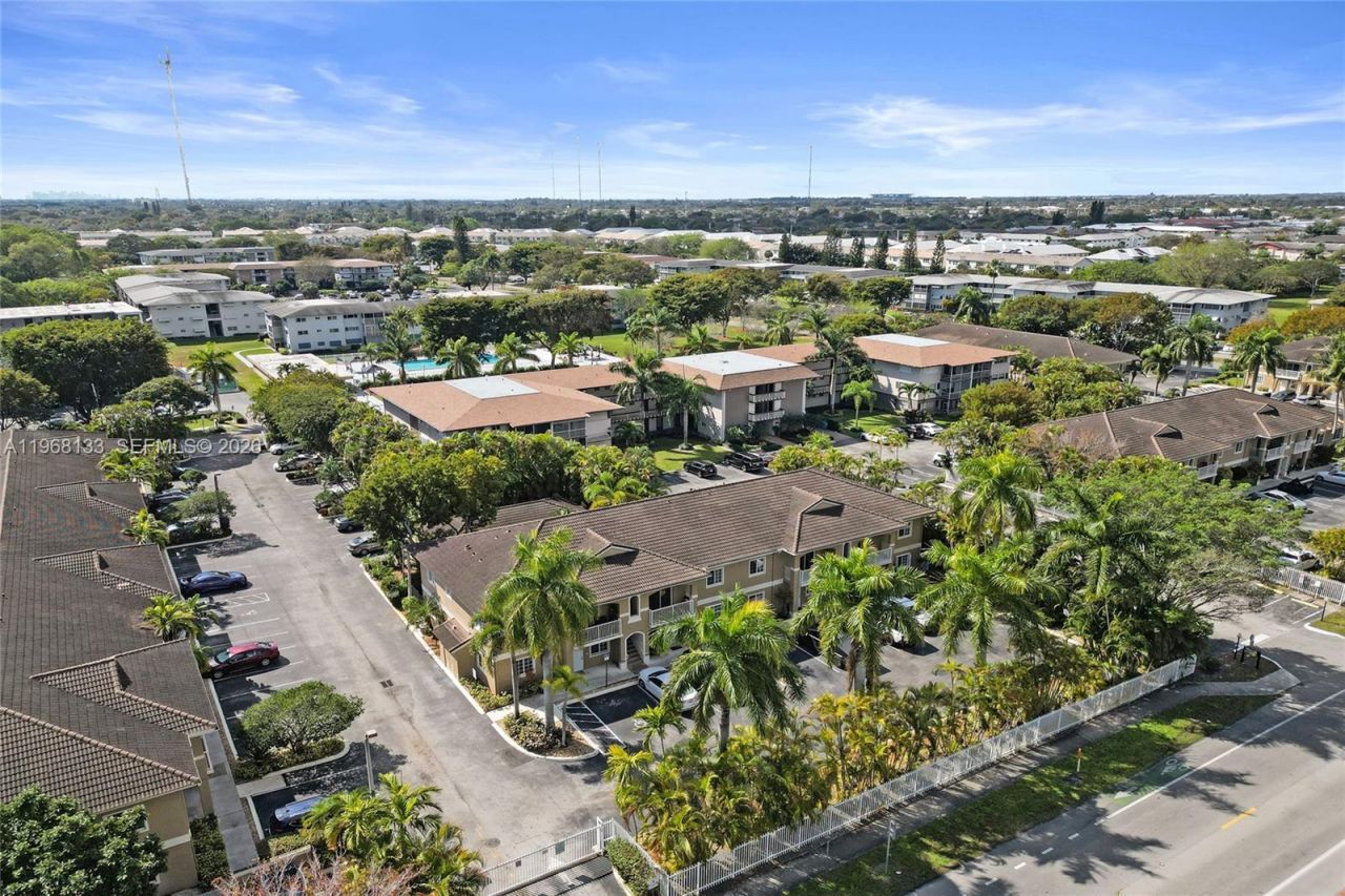 4812 Washington St, Unit 3, Hollywood, FL 33021 Photo