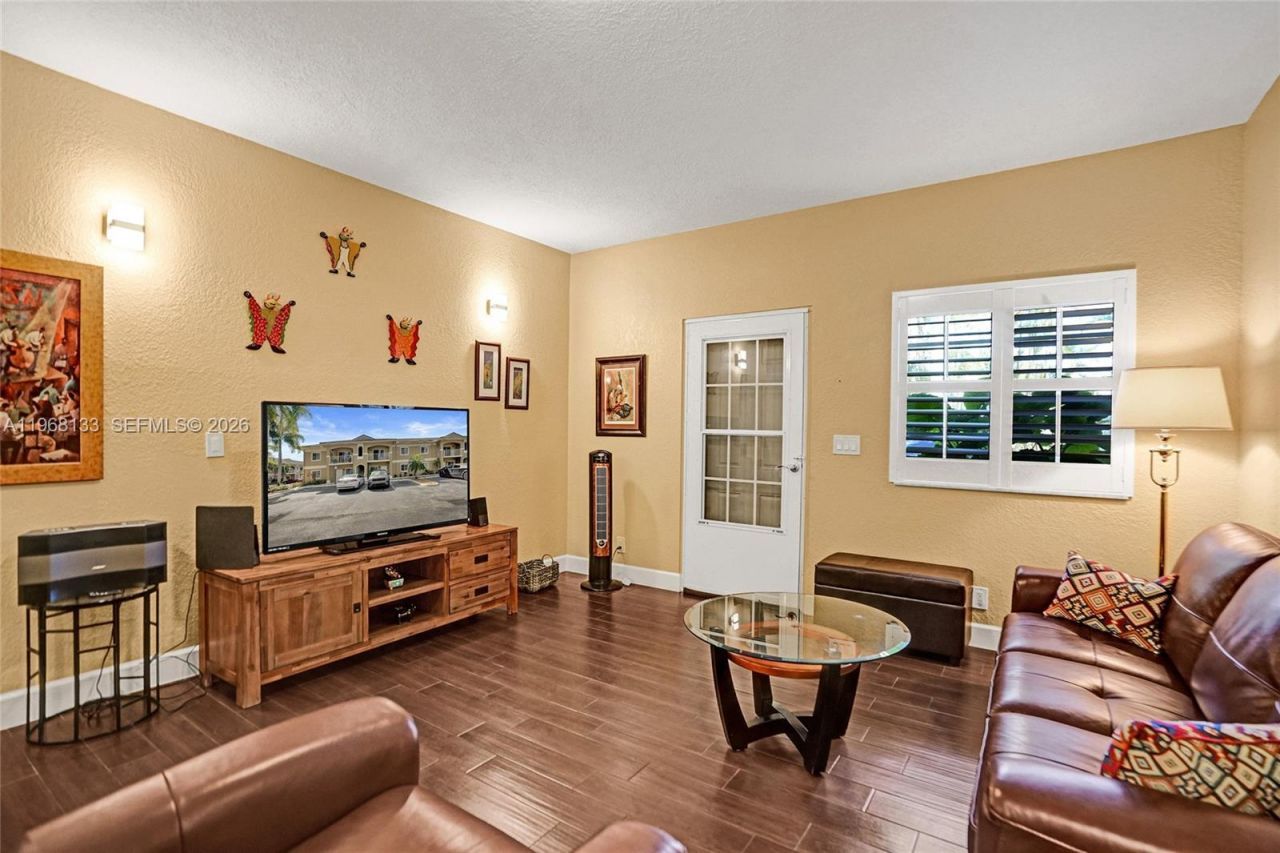 4812 Washington St, Unit 3, Hollywood, FL 33021 Photo