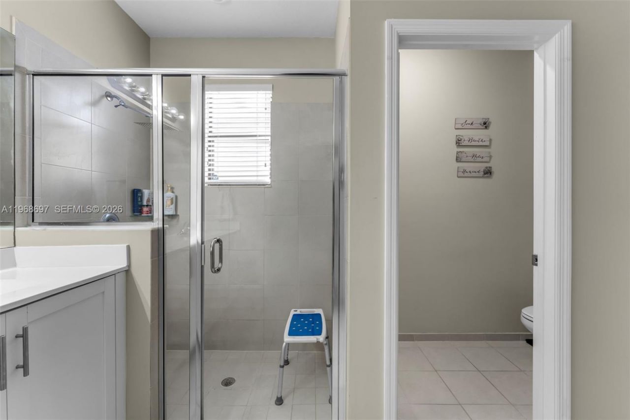 2484 SE 2nd St, Homestead, FL 33033 Photo