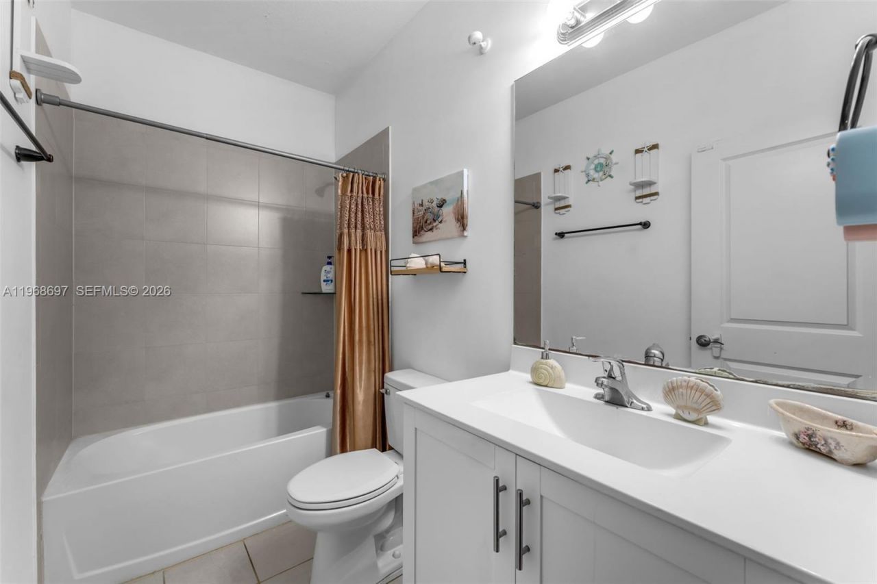 2484 SE 2nd St, Homestead, FL 33033 Photo