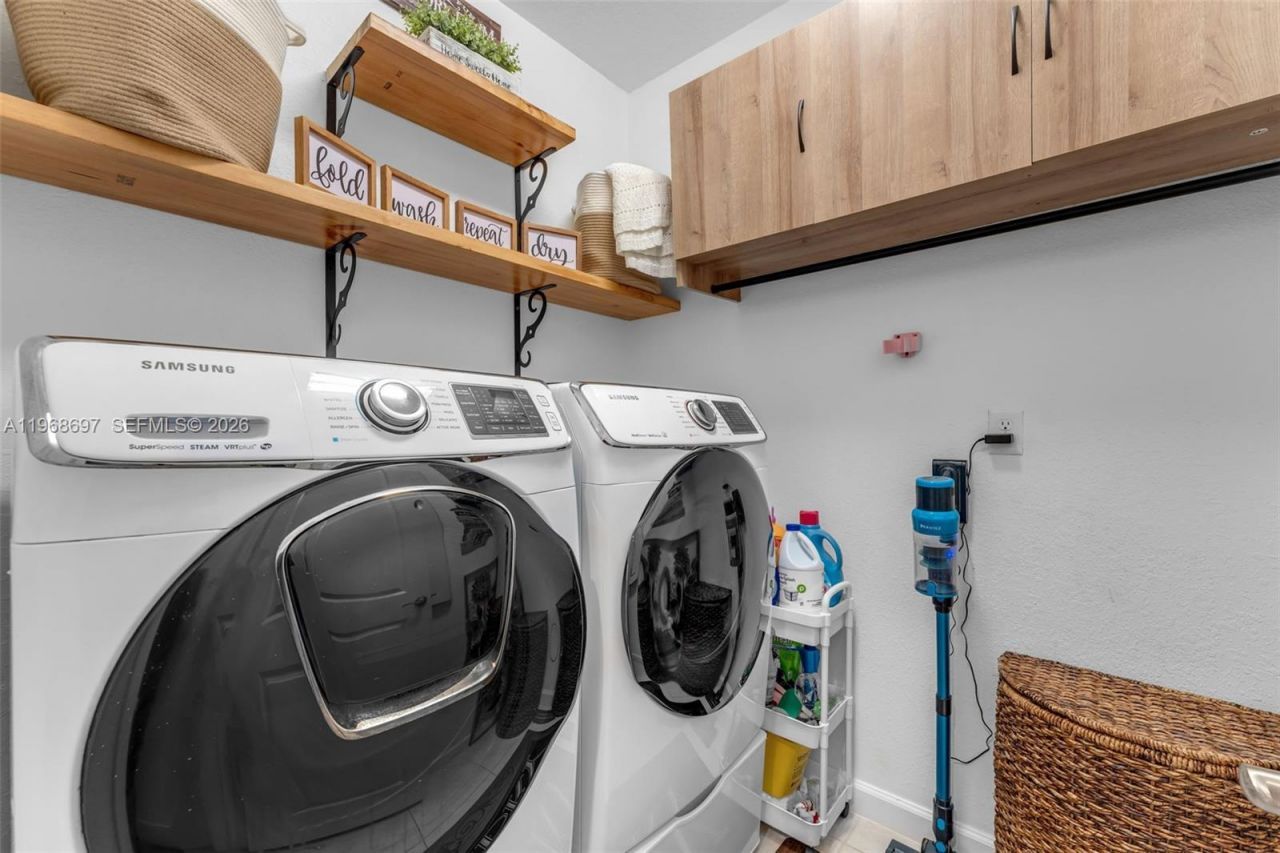 2484 SE 2nd St, Homestead, FL 33033 Photo