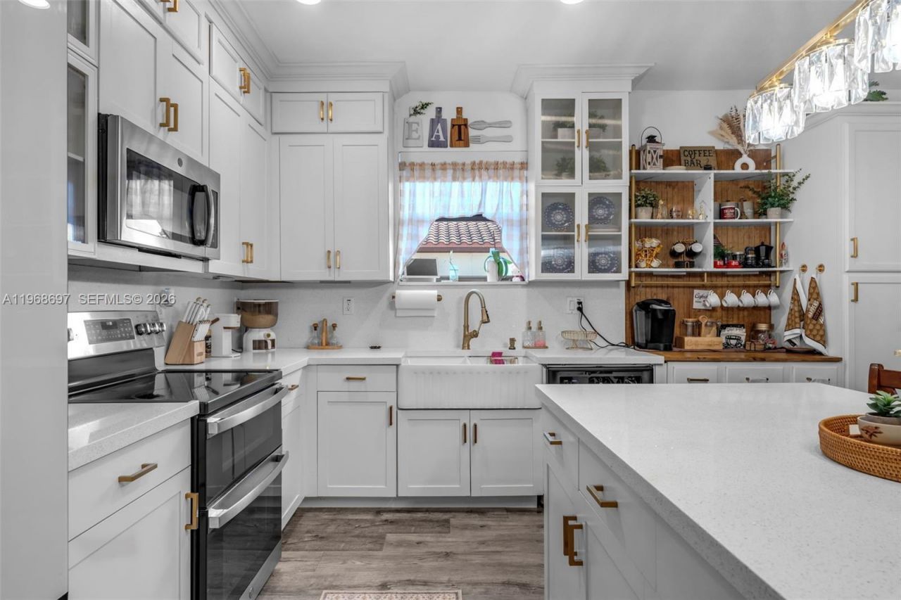 2484 SE 2nd St, Homestead, FL 33033 Photo