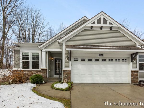 16981 Pickett Lane, Nunica, MI 49448