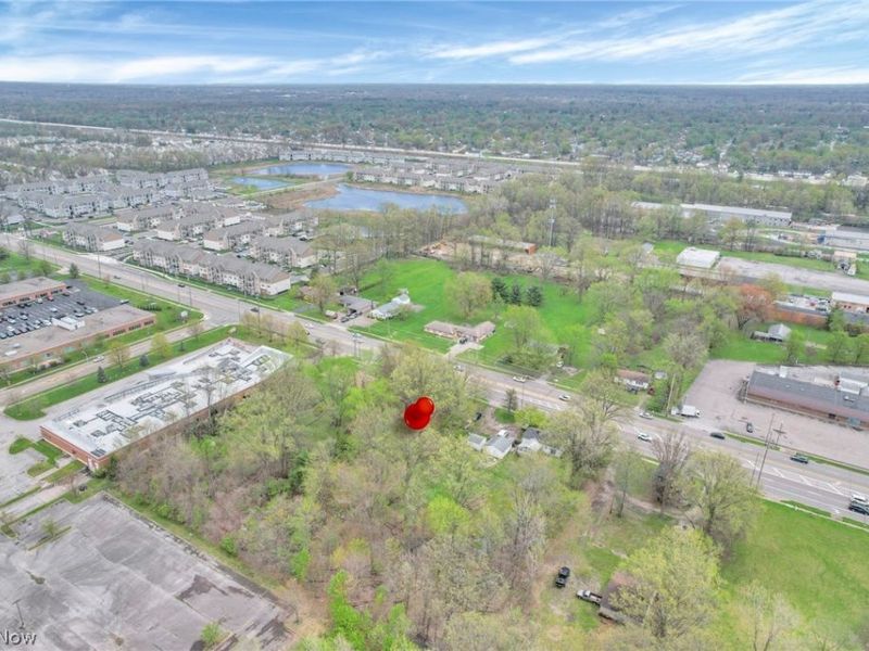 2423 Stelzer Road, Columbus, OH 43219 Photo 11