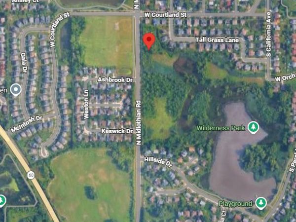 39 S Midlothian Road, Mundelein, IL 60060