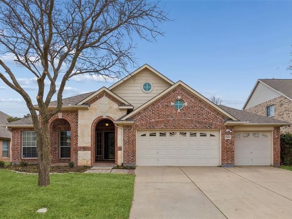 10804 Ashmont Lane, Fort Worth, TX 76244