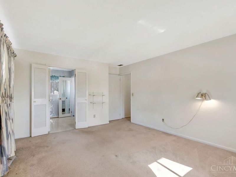 818 Rosetree Lane, Cincinnati, OH 45230 Photo 17