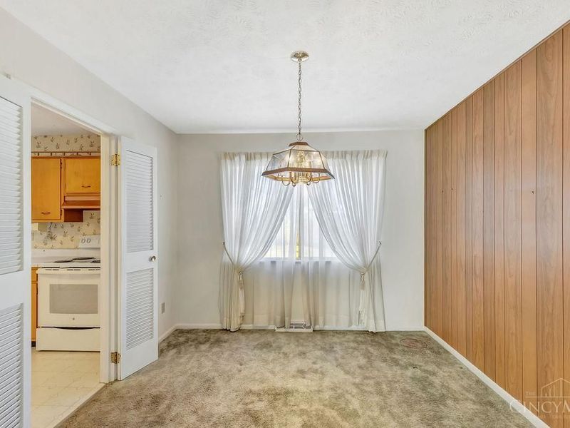 818 Rosetree Lane, Cincinnati, OH 45230 Photo 5