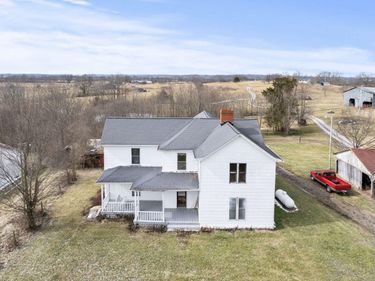135 Red Dog Lane, Cynthiana, KY 41031