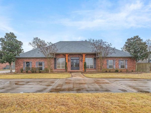 1070 Mound View Drive, England, AR 72046