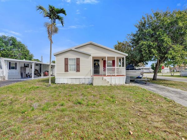5520 SW 27th Ter, Fort Lauderdale, FL 33312