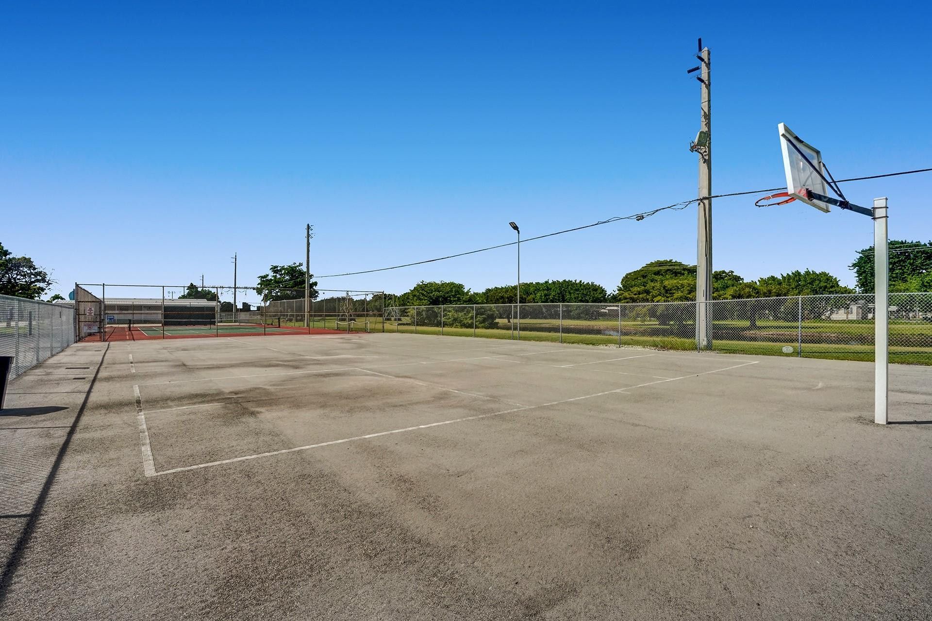 5520 SW 27th Terrace, Fort Lauderdale, FL 33312 Photo