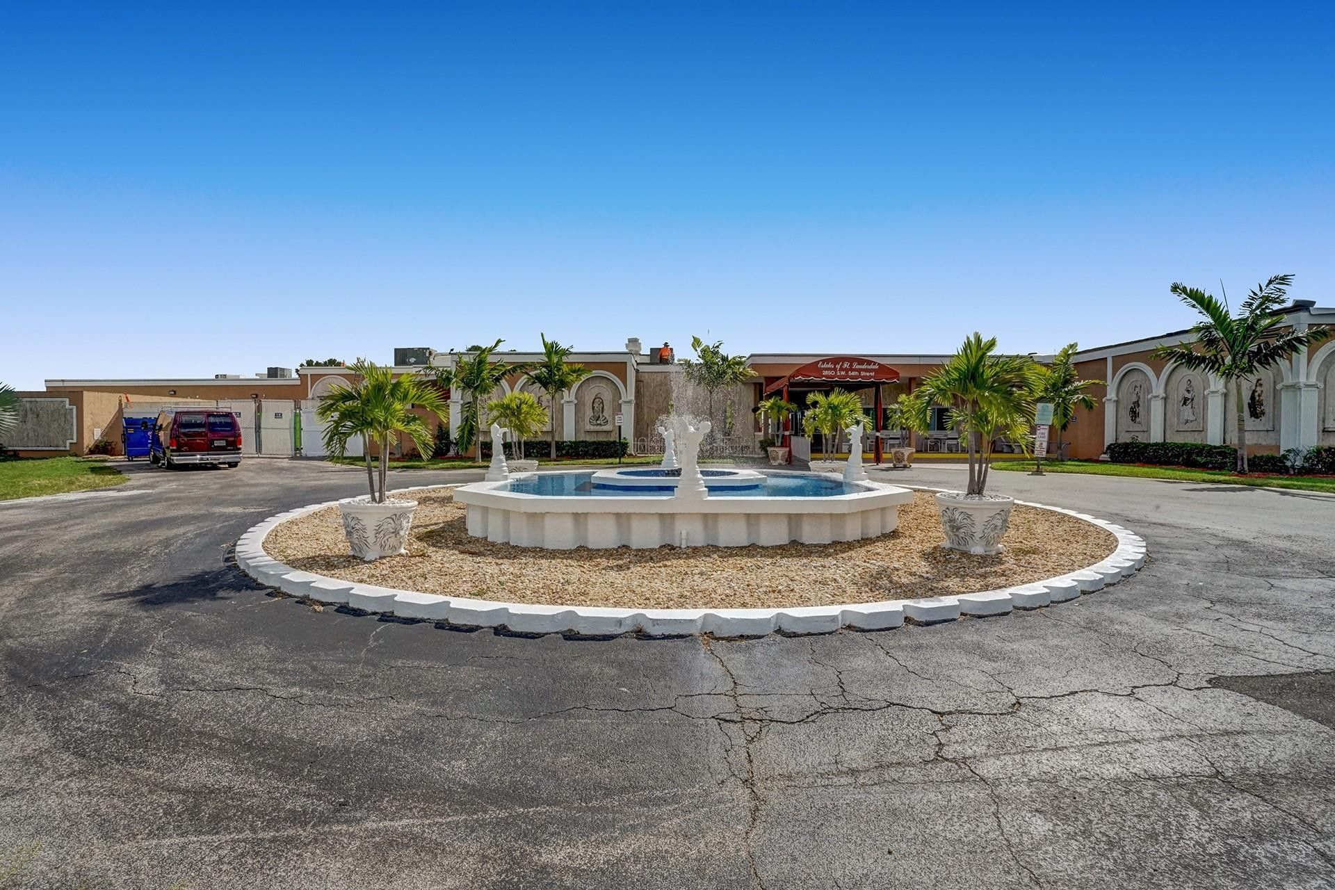 5520 SW 27th Terrace, Fort Lauderdale, FL 33312 Photo