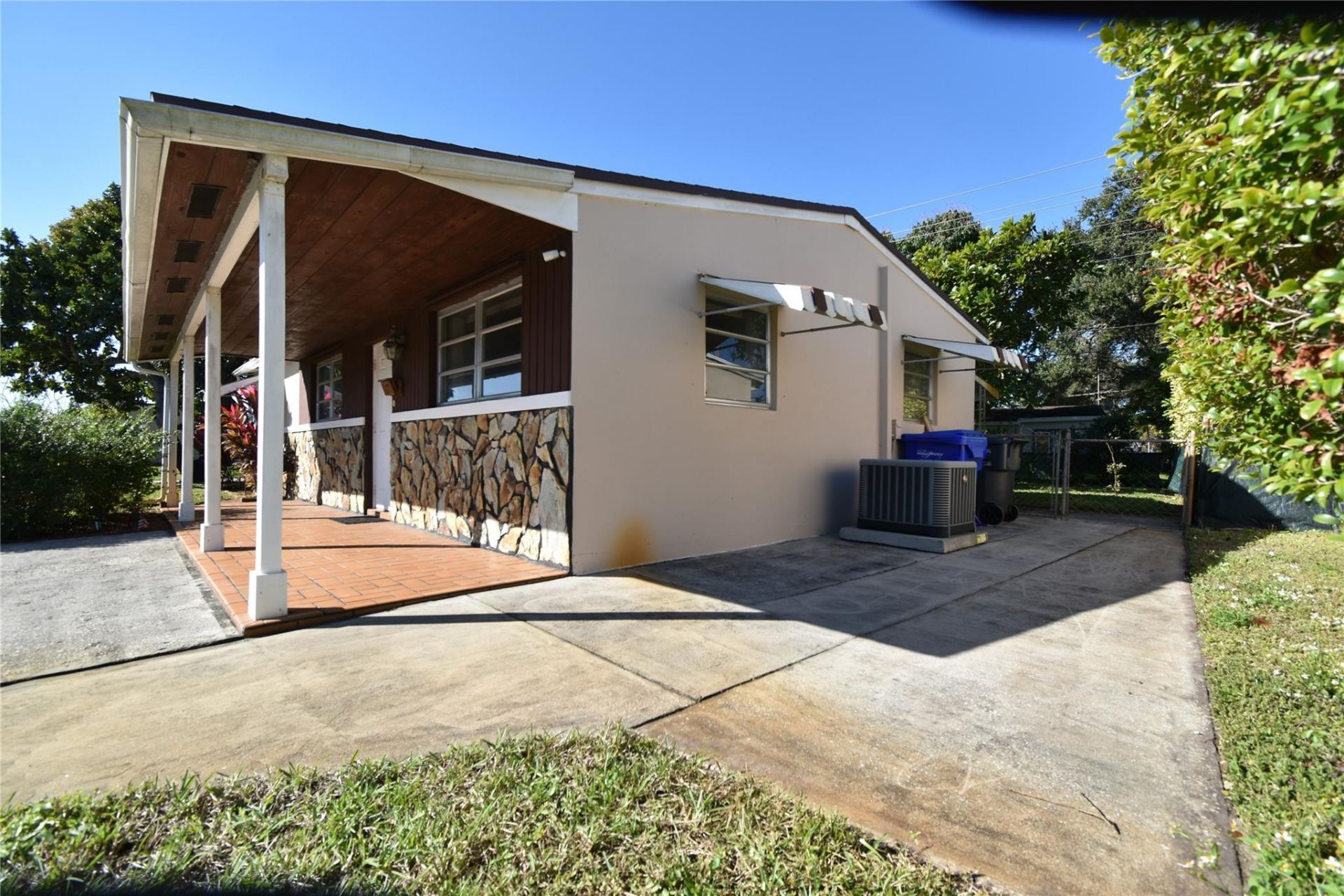 1100 N 71st Avenue, Hollywood, FL 33024 Photo