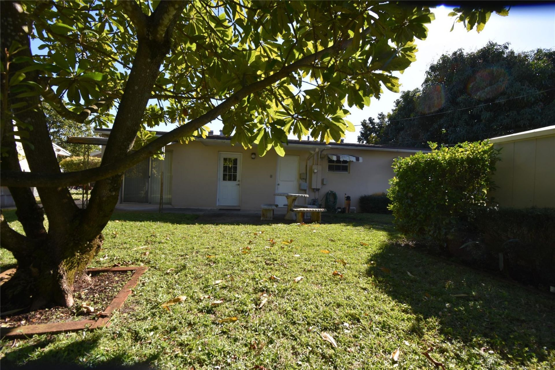 1100 N 71st Avenue, Hollywood, FL 33024 Photo