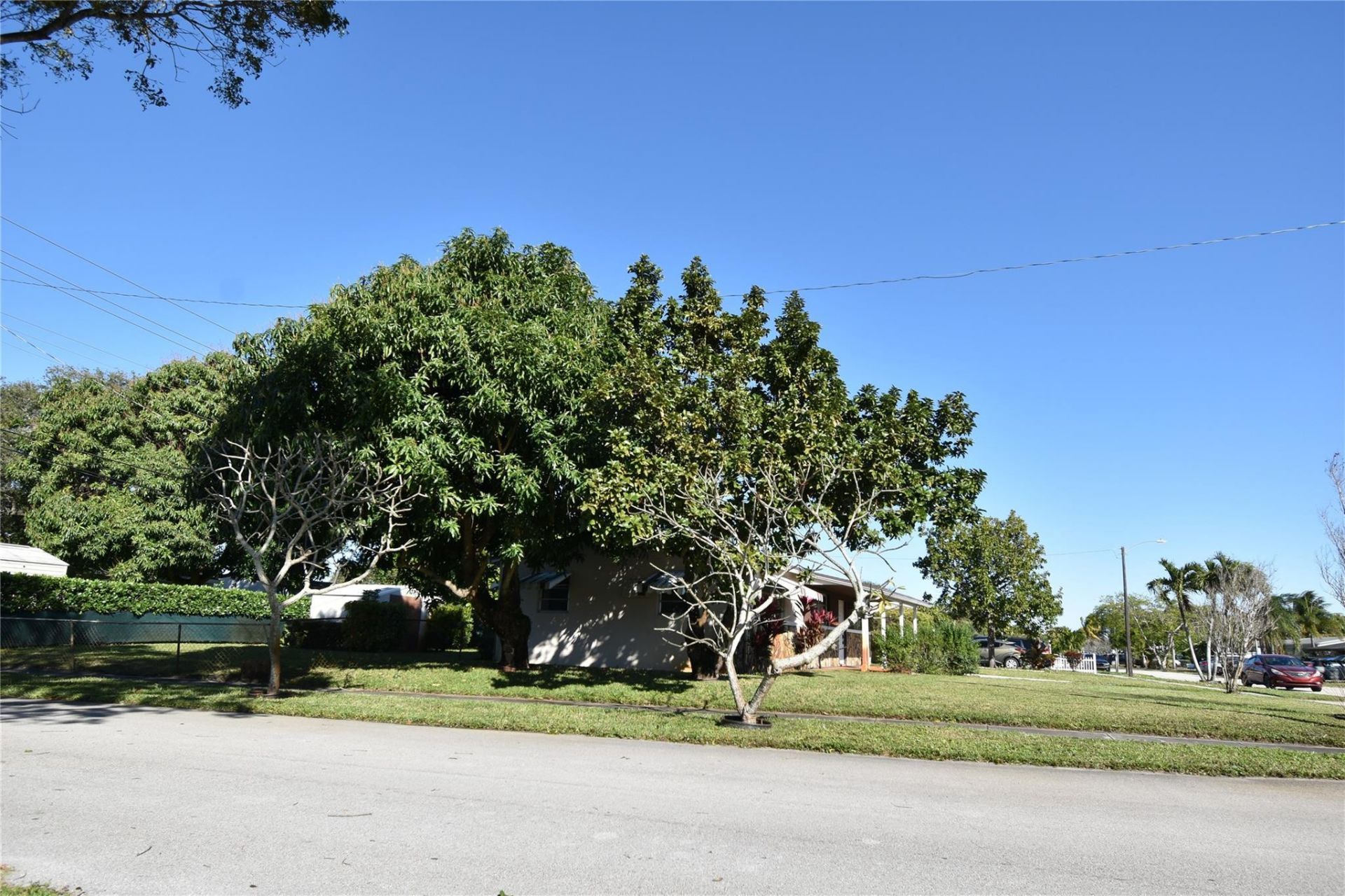 1100 N 71st Avenue, Hollywood, FL 33024 Photo