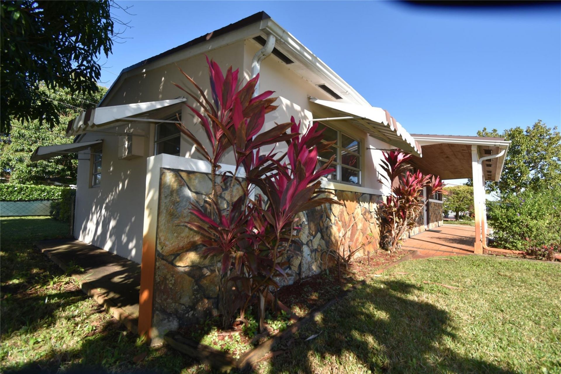 1100 N 71st Avenue, Hollywood, FL 33024 Photo