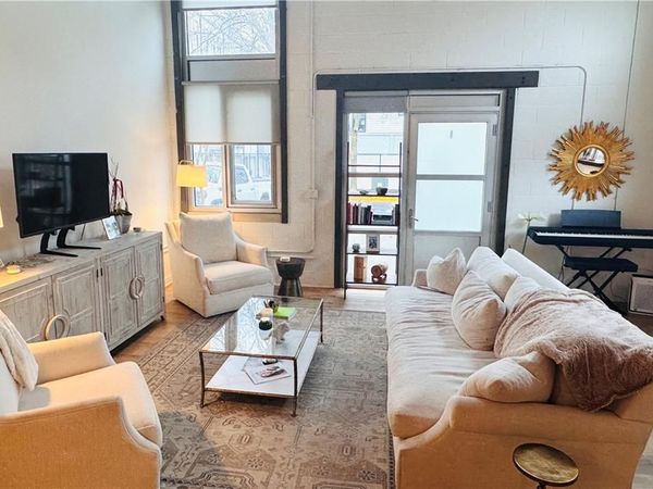 1661 La France Street NE, Unit 218, Atlanta, GA 30307