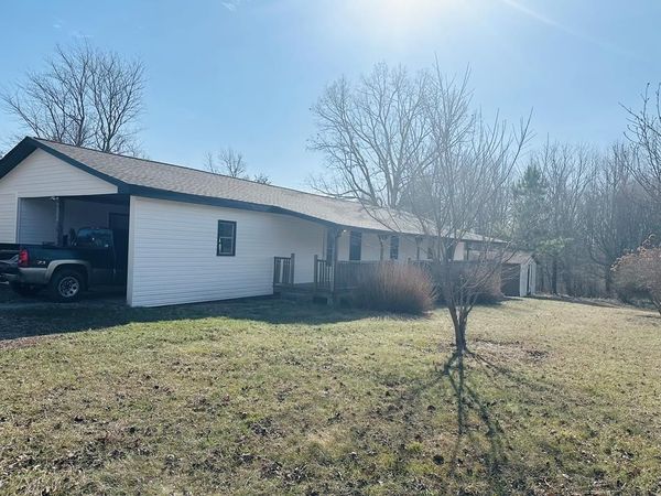 36 Mcpeak Lane, Monterey, TN 38574