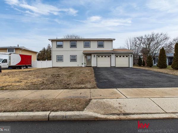 19 NOTTINGHAM WAY, EASTAMPTON, NJ 08060