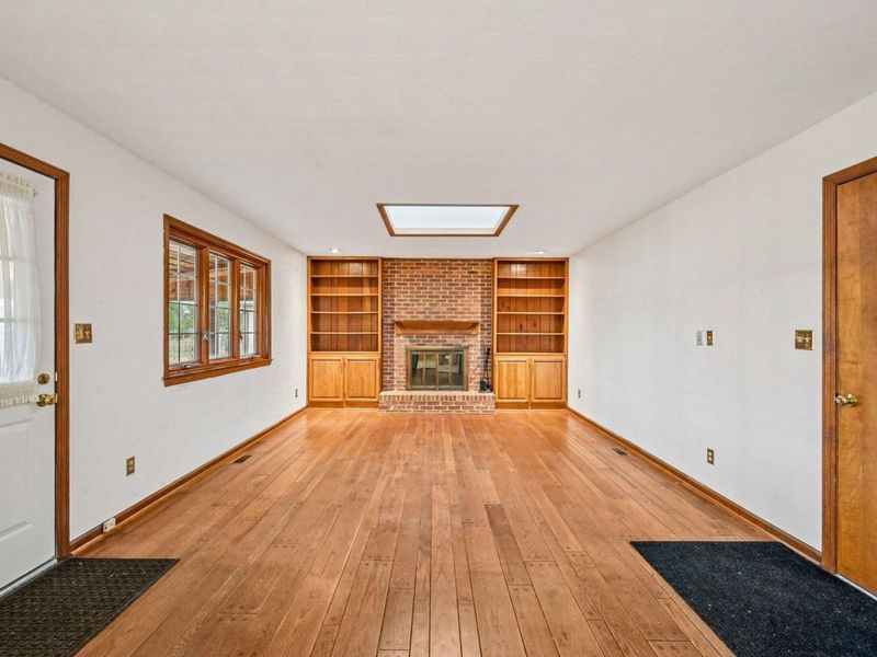 655 Mohican Way, Westerville, OH 43081 Photo 11