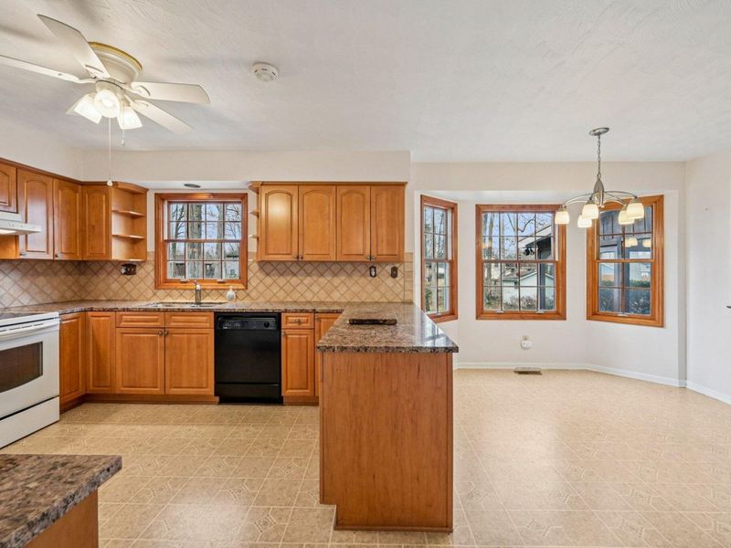 655 Mohican Way, Westerville, OH 43081 Photo 18