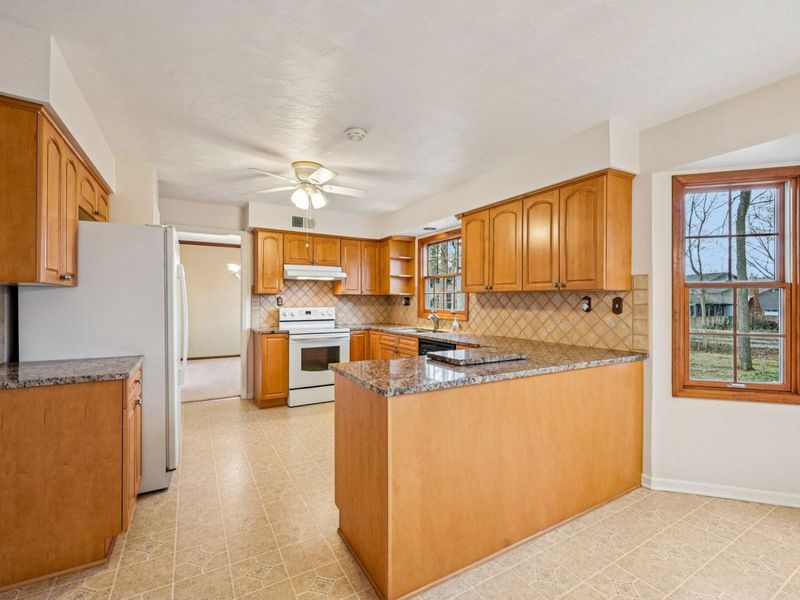 655 Mohican Way, Westerville, OH 43081 Photo 21