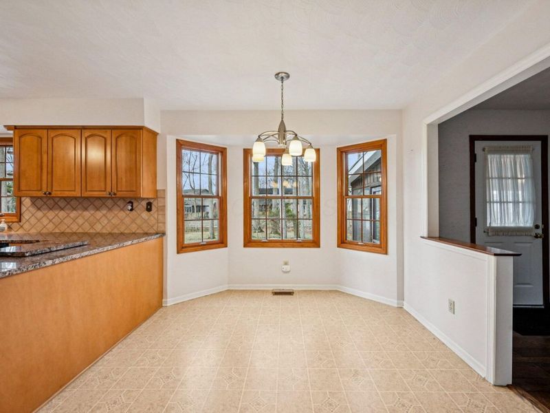 655 Mohican Way, Westerville, OH 43081 Photo 22