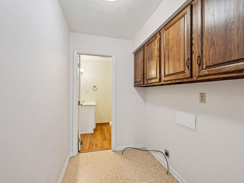 655 Mohican Way, Westerville, OH 43081 Photo 33