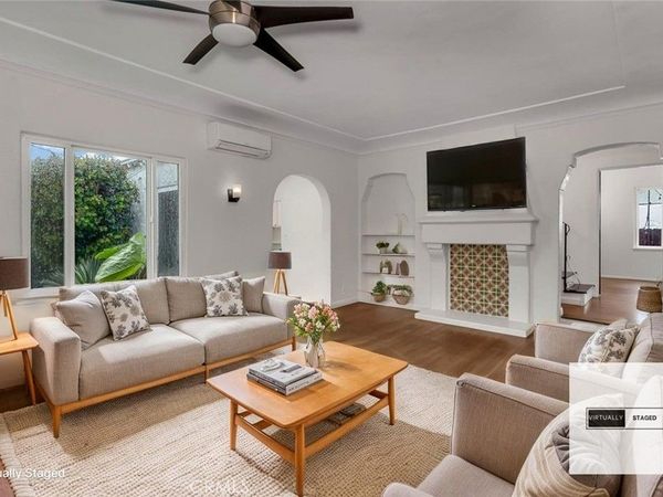 1525 Orizaba Avenue, Long Beach, CA 90804