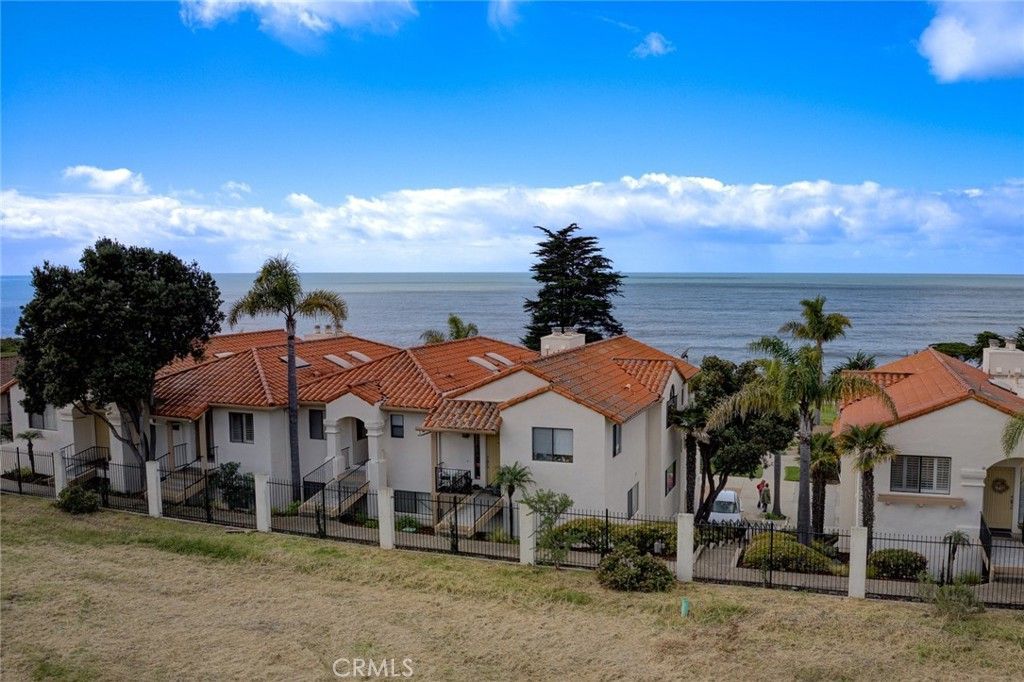 200 Ebb Tide Court, Pismo Beach, CA 93449 Main Photo