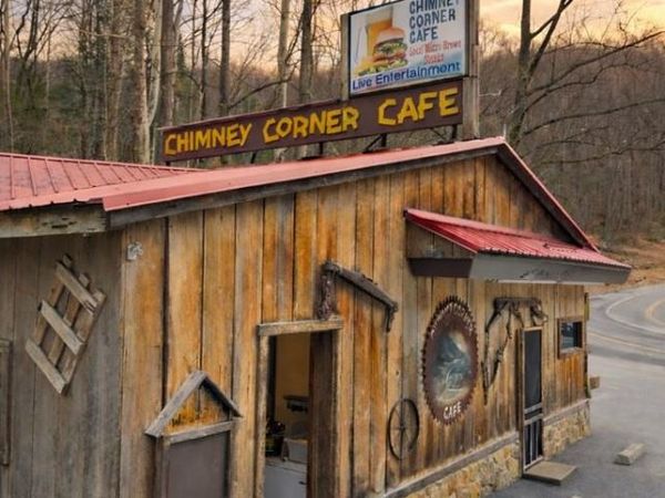 15303 Midland Trail, ANSTED, WV 25812