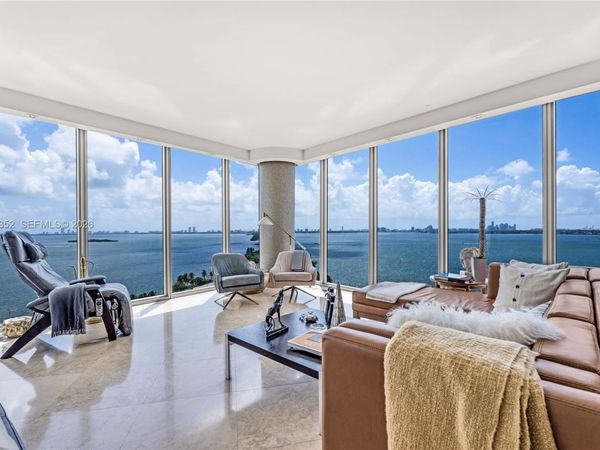 601 NE 36th St , Unit 1412, Miami, FL 33137