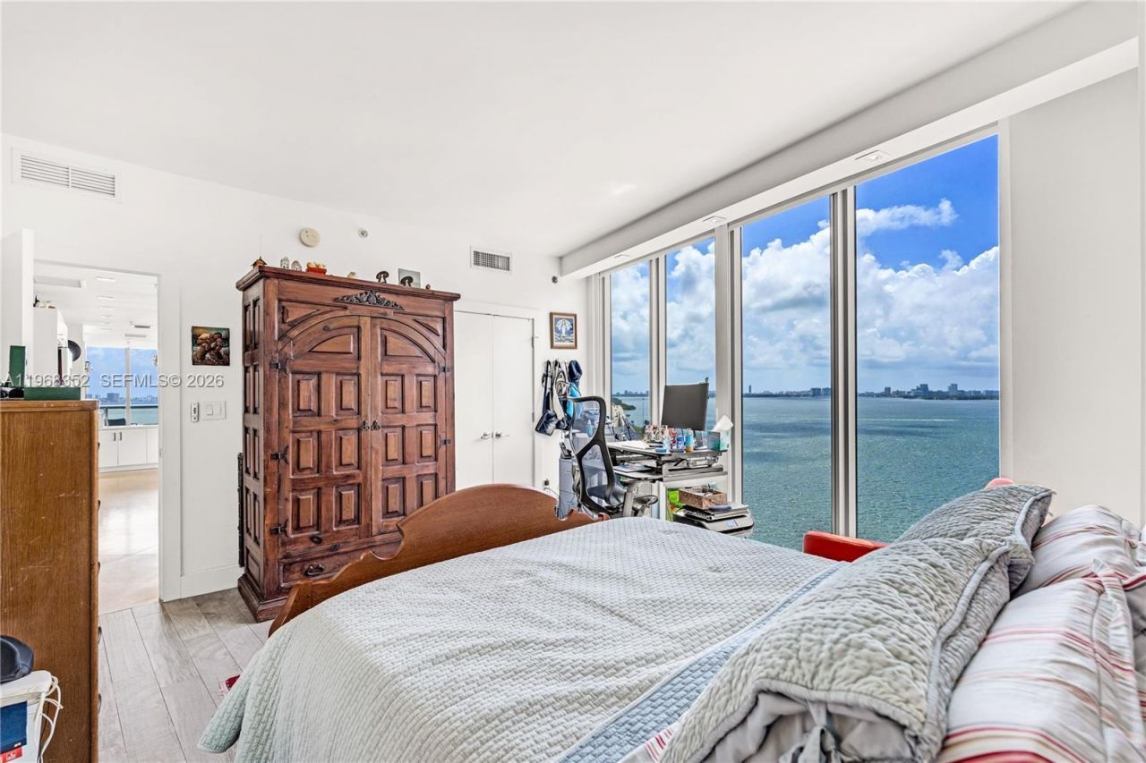 601 NE 36th St , Unit 1412, Miami, FL 33137 Photo