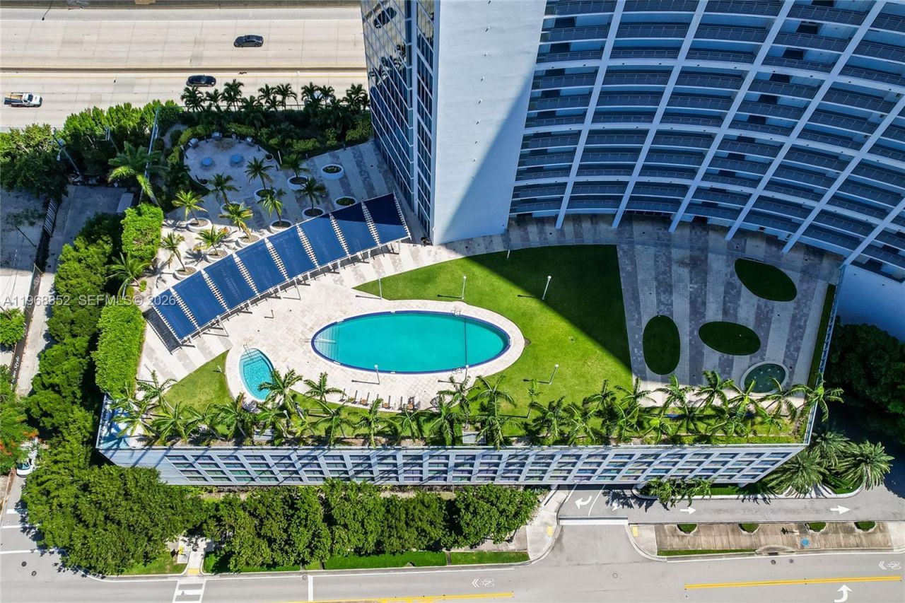 601 NE 36th St , Unit 1412, Miami, FL 33137 Photo