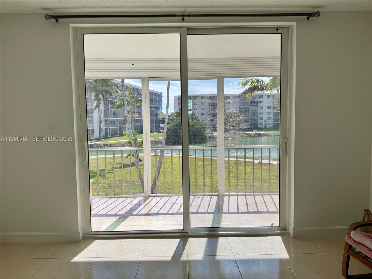 2855 Leonard Dr , Unit H202, Aventura, FL 33160 Photo